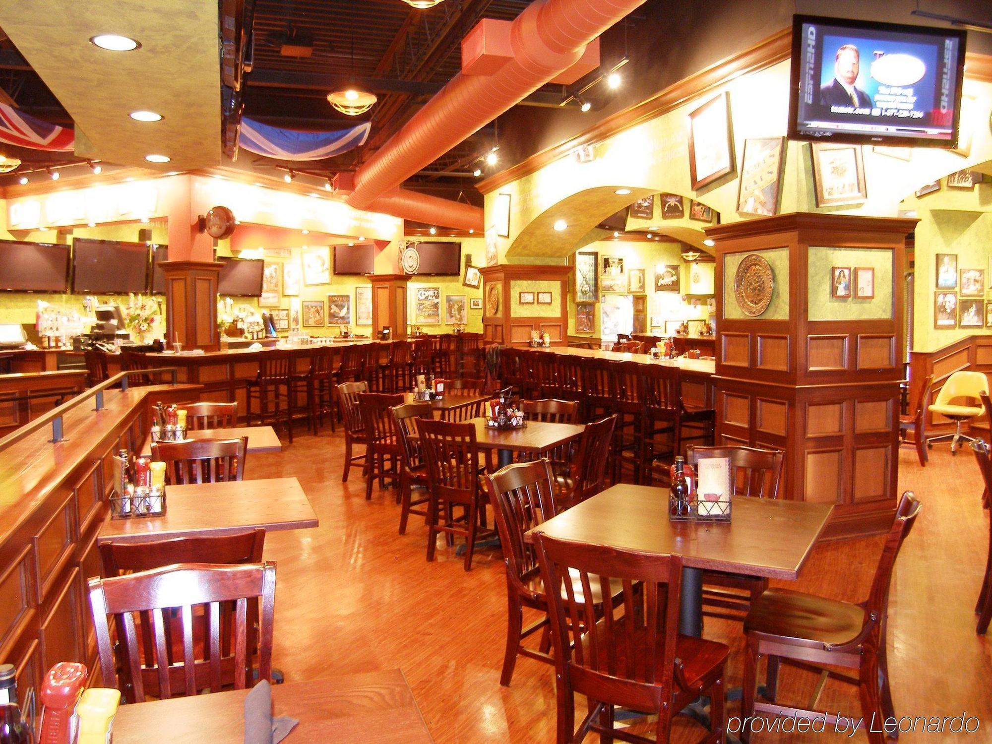Clock Tower Resort And Conference Center - Rockford Restaurant bilde
